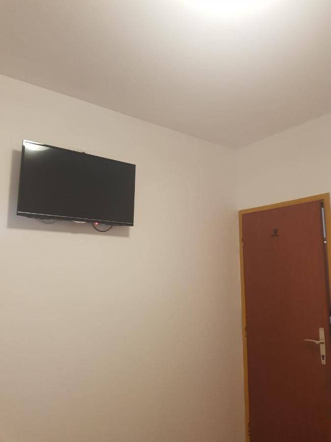 Sobe I Apartmani Marovic Petrovac Bagian luar foto
