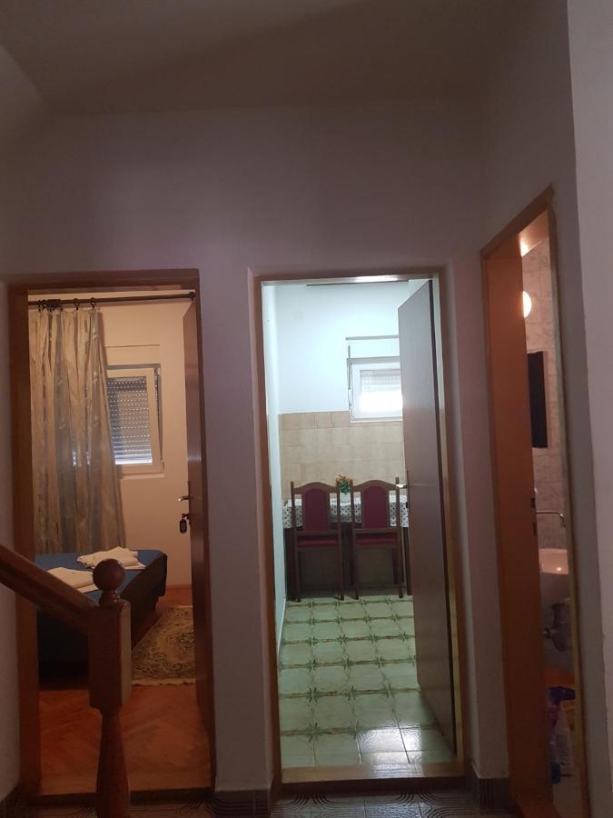 Sobe I Apartmani Marovic Petrovac Bagian luar foto