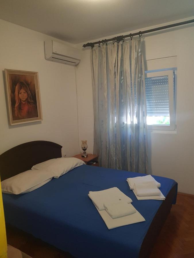 Sobe I Apartmani Marovic Petrovac Bagian luar foto