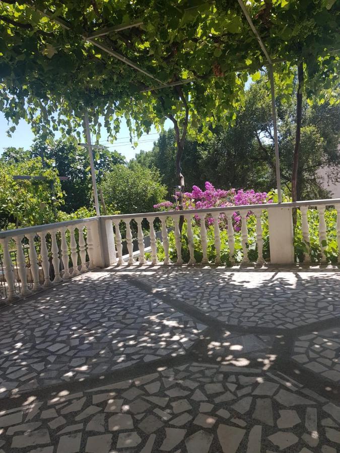 Sobe I Apartmani Marovic Petrovac Bagian luar foto