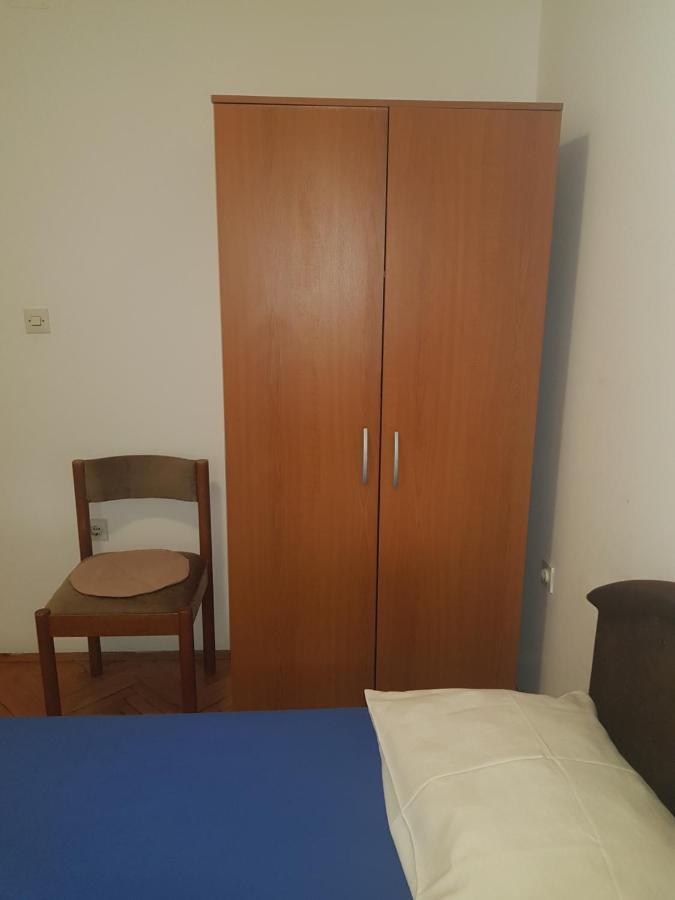 Sobe I Apartmani Marovic Petrovac Bagian luar foto