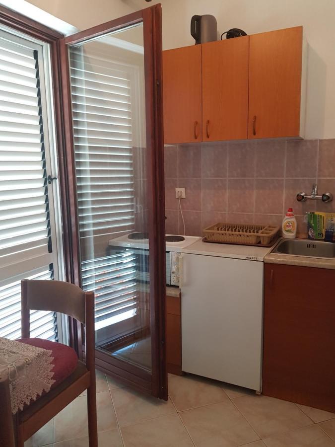 Sobe I Apartmani Marovic Petrovac Bagian luar foto