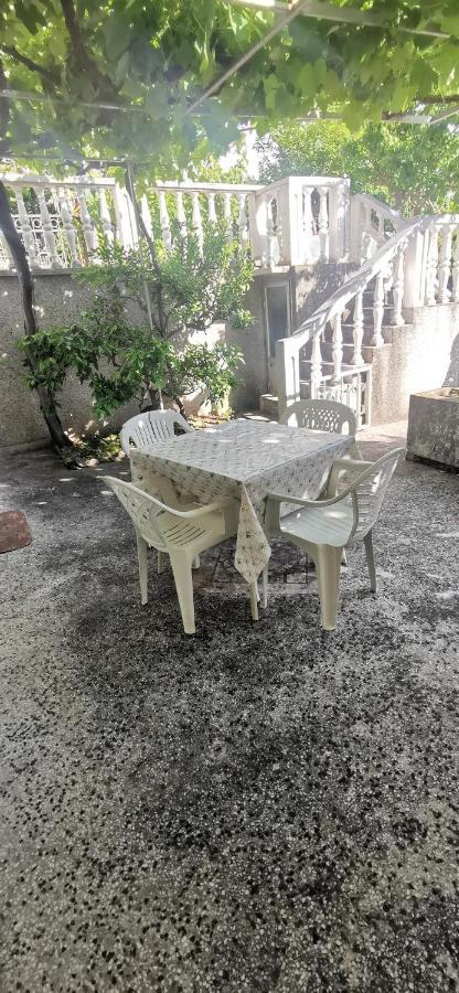 Sobe I Apartmani Marovic Petrovac Bagian luar foto
