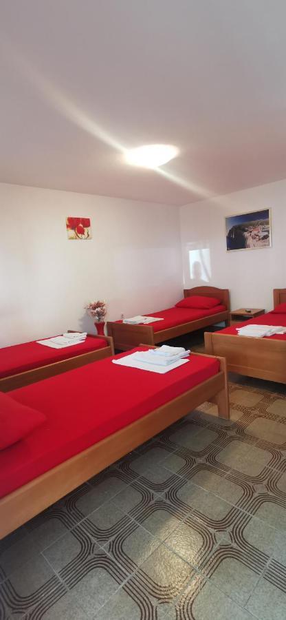 Sobe I Apartmani Marovic Petrovac Bagian luar foto