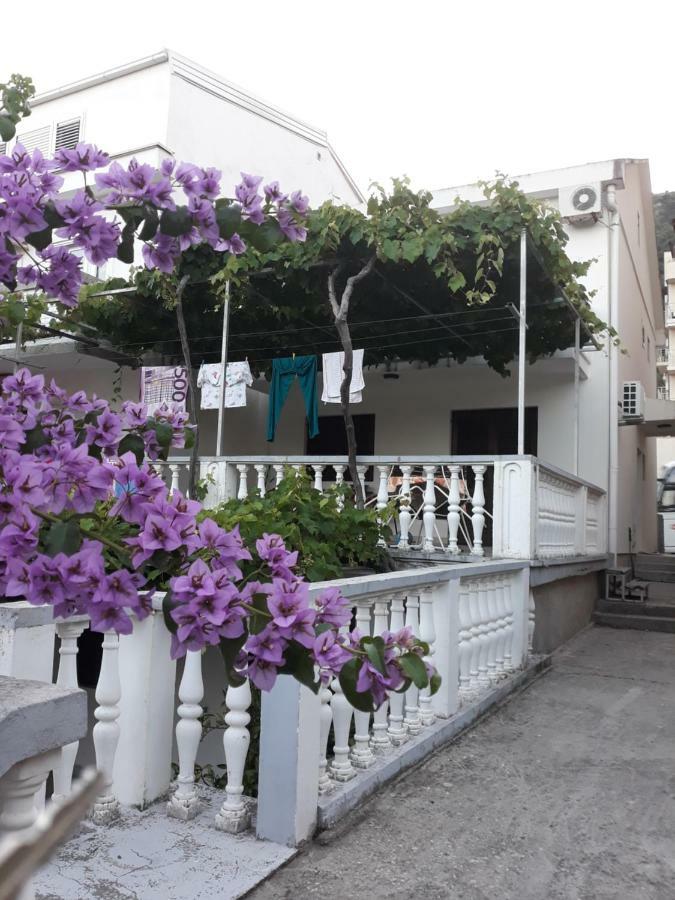 Sobe I Apartmani Marovic Petrovac Bagian luar foto